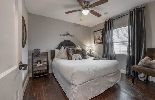 Chic pad in center of Seminole Heights-322 - Foto 27