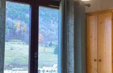 Cocon ski aux pieds et jolie vue - Foto 8