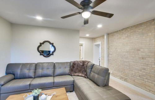 Smart TV and Central AandC! Stylish Logan Retreat - Foto 6