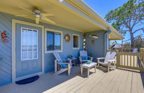 Waterfront Cedar Key Duplex Home Grill and Dock! - Foto 17