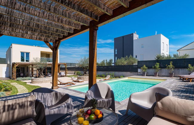 Nice Villa With Private Pool, Fenced Garden, Roofed Terrace, Near the Beach - Foto 23