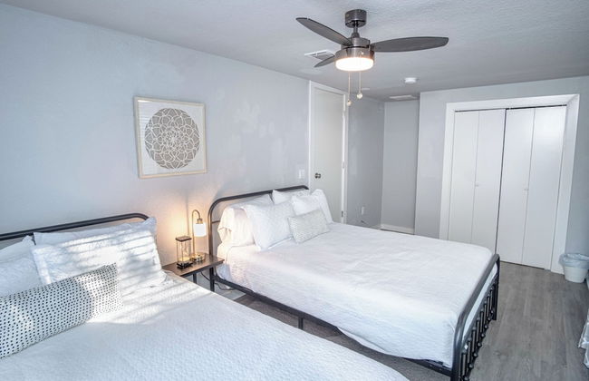 Stylish 4 Br/2ba Renovated Home Near Downtown - Foto 3