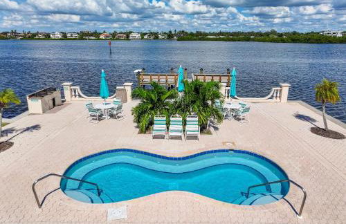 Palm Bay Club by Beachside Management - Photo 2