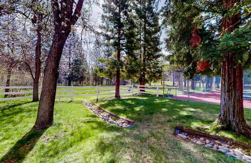 Creekside & Cozy - Foto 28