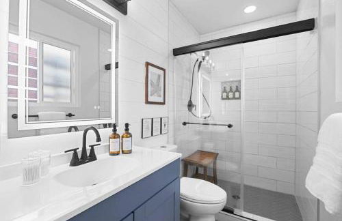 Oceanside Oasis - King Bed, Pet Friendly, Fire Pit - Foto 26