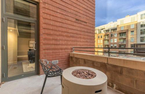 Union Station downtown and gameday retreat! - Foto 37