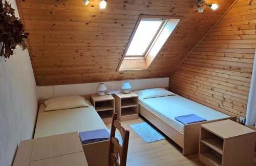 Apartments with parking space Donji Cerovac, Plitvice - 24434 - Foto 3