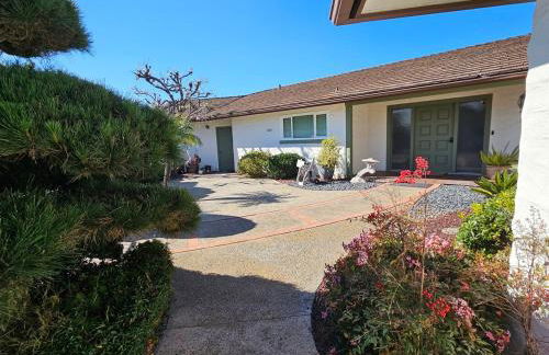 La Jolla Gem with Ocean View - 11 Beds, Hot Tub, Karaoke & Game Den - Foto 66