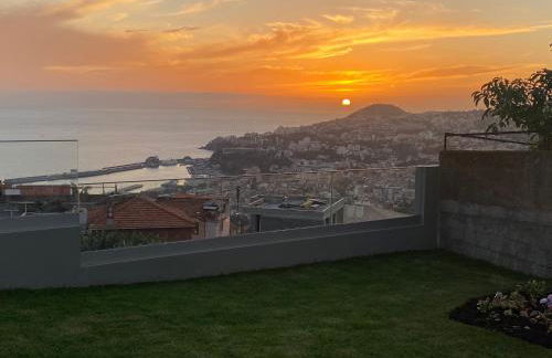 Myrtus - House with sea view and garden - Foto 1