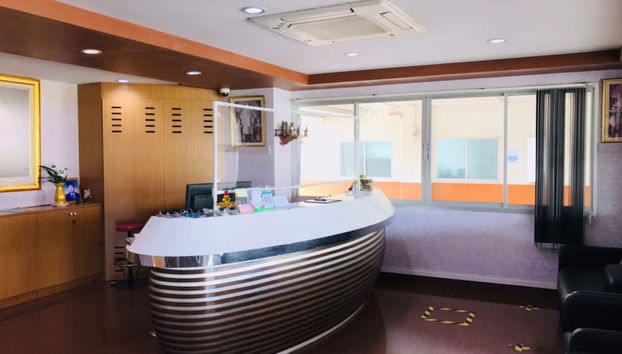 Borne des arrivées/des départs