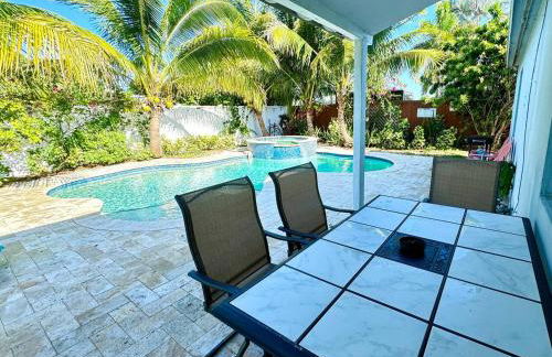 Private Luxe Pool Club Heated Spa - Foto 18