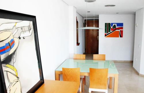 Valencia las Artes y Ciencias + Garaje + Netflix - Photo 53