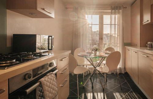 Mackie Residence - SJA Stays - 3 Bed Apartment with parking - Foto 1