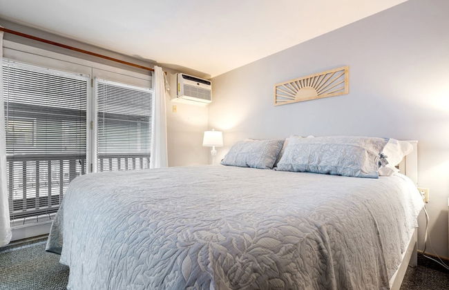 All is Wells Incredible Location! Walk to Beach - Photo 2