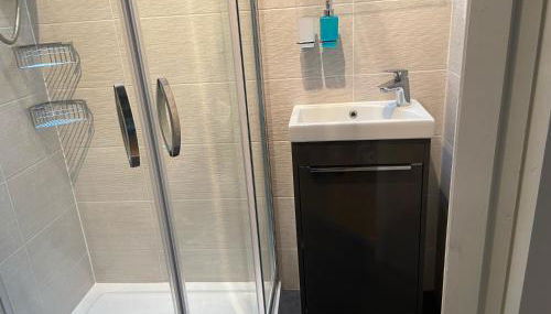 Swallow Barn - Photo 5