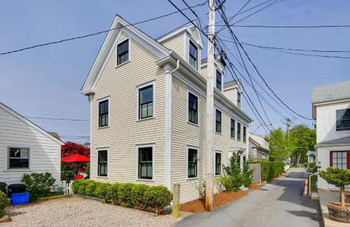 Walk to Beach and Commercial Street! Condo with Patio - Foto 29