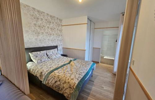 Biron deluxe studio flea market of Paris, porte de Montmartre - Foto 4