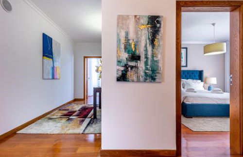 Luxury villa with private heated pool, garden and views of the sea and mountains. - Photo 72