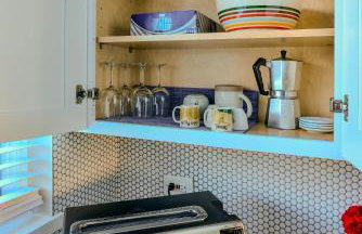 Northside FAMLYNEST Lincoln Sq 4BR 2BA 2P Rare find - Photo 39