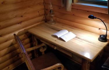 Cozy Creekside Cabin Rental for a Secluded Weekend Getaway in Wisconsin - Foto 8