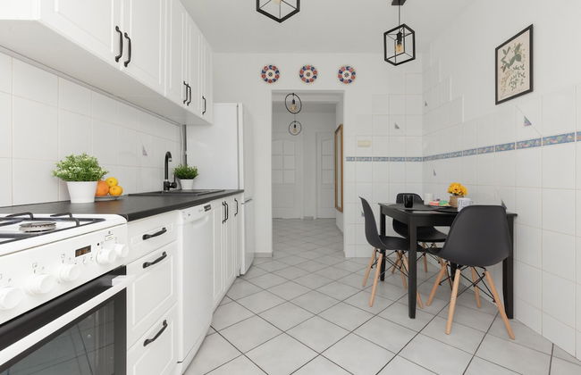 Spacious 3 Bedroom Apartment by Renters - Foto 17