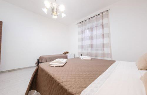 Alkantara Holiday Home - Photo 3