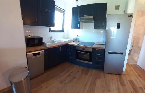 Loft climatisé "La pinède", 50 m2, très calme, 5 mn à pied des plages, lit King Size - Foto 4