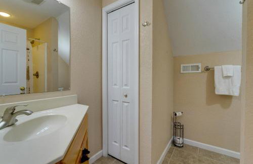 Hiawassee Riverfront Cabin 7 Mi to Lake Chatuge! - Foto 14