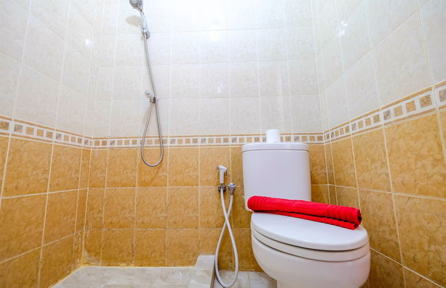 2 Bedrooms at Grand Palace Kemayoran Apartment by Travelio - Foto 23