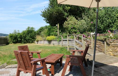 The Cottage - Photo 2