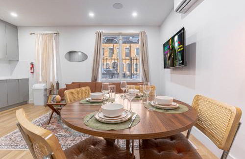 Bright Studio Duplex with Private Backyard - Foto 11