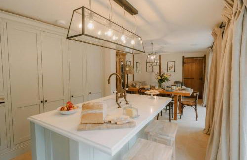 The Carriage House by Birch Stays - Photo 1