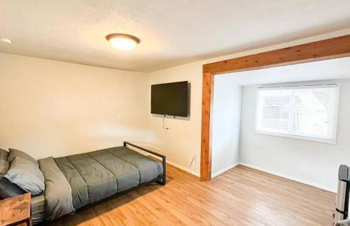 Quiet Motel Room Near Ark River - 15 min to Salida - Foto 1