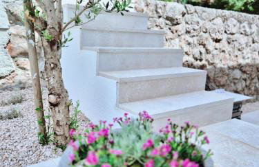 Mare`s Private House 1st floor with Pool - Foto 30