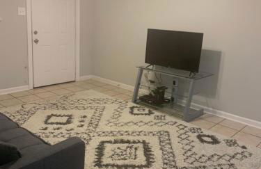 Walk to LSU stadium & close to downtown - Foto 2