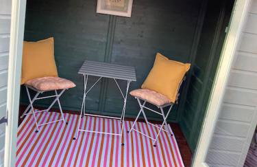 The Old Hat Shop - Foto 10