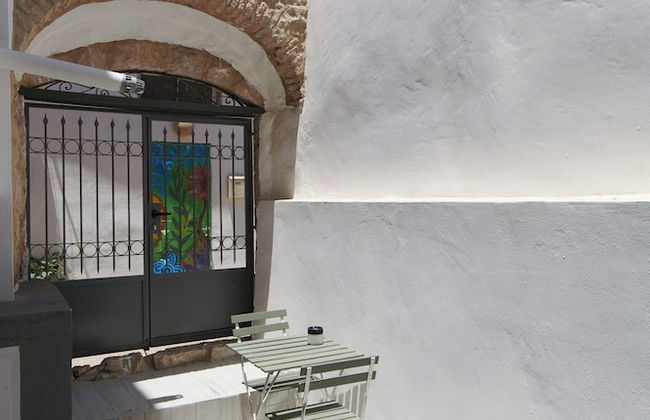 Machne Yehuda Vacation Apartment - Photo 21