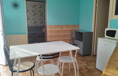 Maison de ville - proche Le PAL - DOMPIERRE - Foto 5