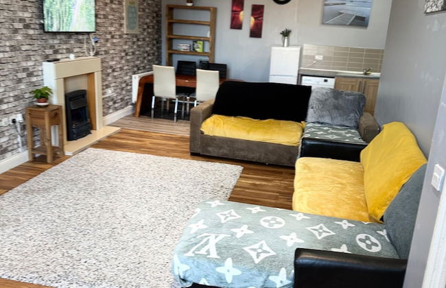 Citycenterapt-4br-wifi-freeparking-retroarcade - Foto 1