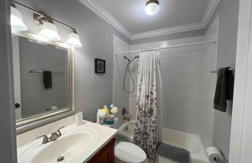 2 br Steps from Tiger Stadium - Foto 13