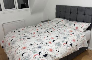 Modern 2 Bedroom Maisonette - Foto 1