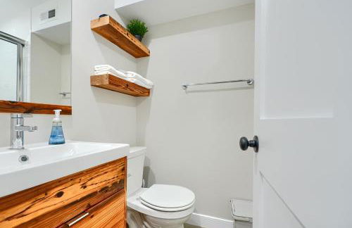 Cozy FedHill Gem plus Parking and Walk to Harbor and Stadiums - Foto 26