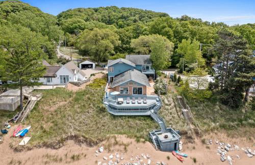 Beachside Getaway private Lake Michigan Beach Frontage - Foto 1