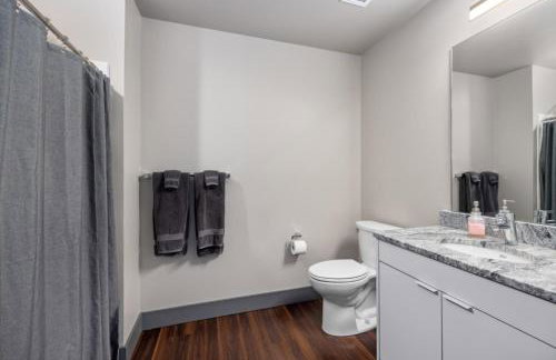 Luxury Apartment W City Views - Leonard Building - Foto 12