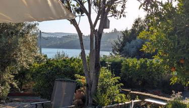 Riverlake House - frente ao lago e com jardim - Foto 2, Garden, Garden view