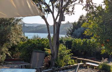 Riverlake House - frente ao lago e com jardim - Foto 2