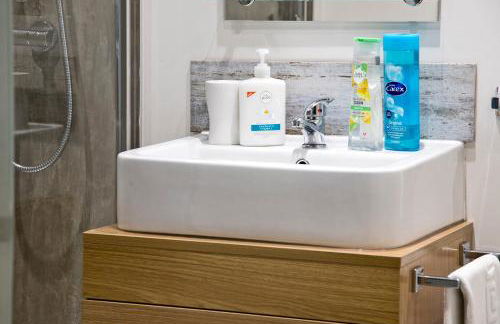 Hawthorn Farm Guest House - Photo 70