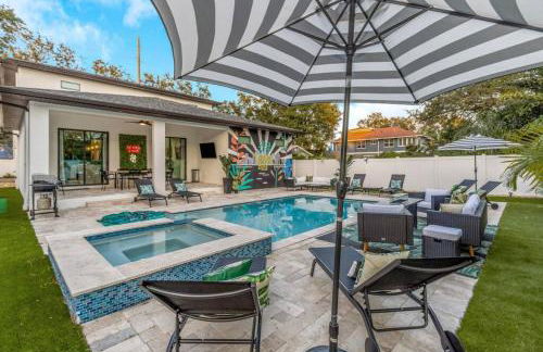 5BR Serenity Tampa Pool and Hot tub - Foto 34