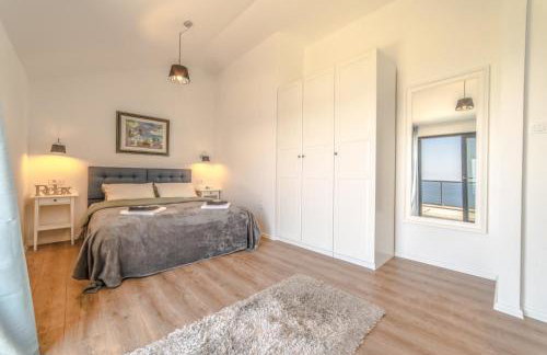 Apartmani D & J with Heated Pool & Stunning Sea View - Photo 17