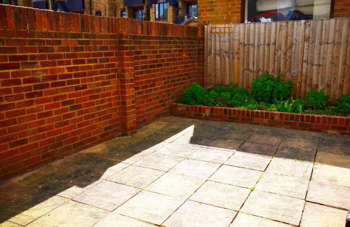 33SM Dreams Unlimited Serviced Accommodation- Staines - Heathrow - Foto 36